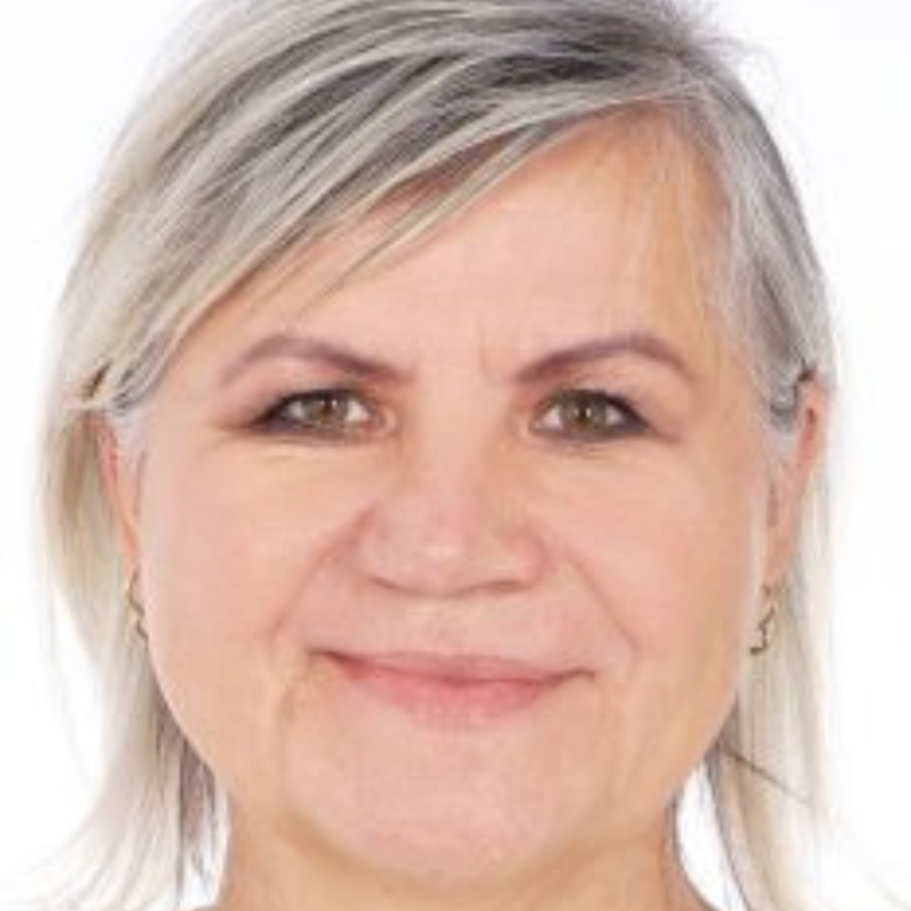 Ms. Katarzyna Nowostawska